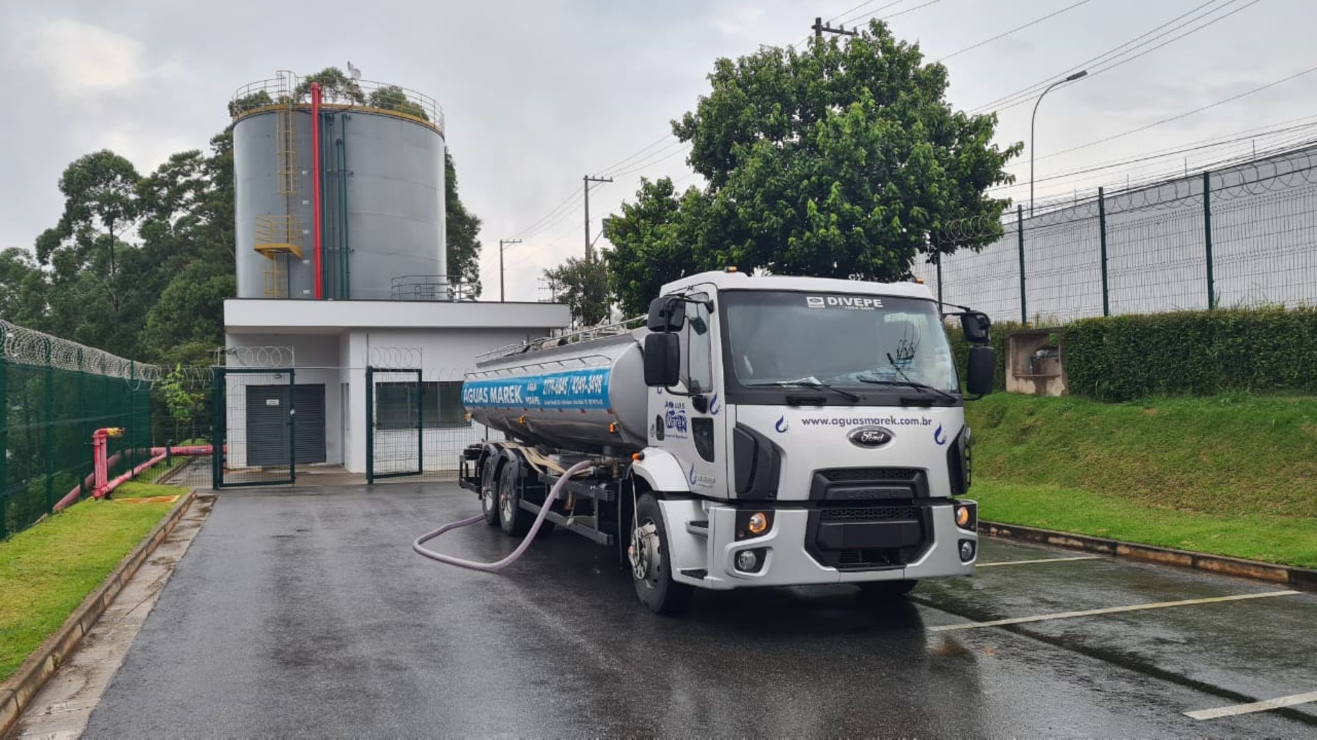 Read more about the article Desafios e Soluções na Distribuição de Água Potável em Áreas Remotas e de Difícil Acesso